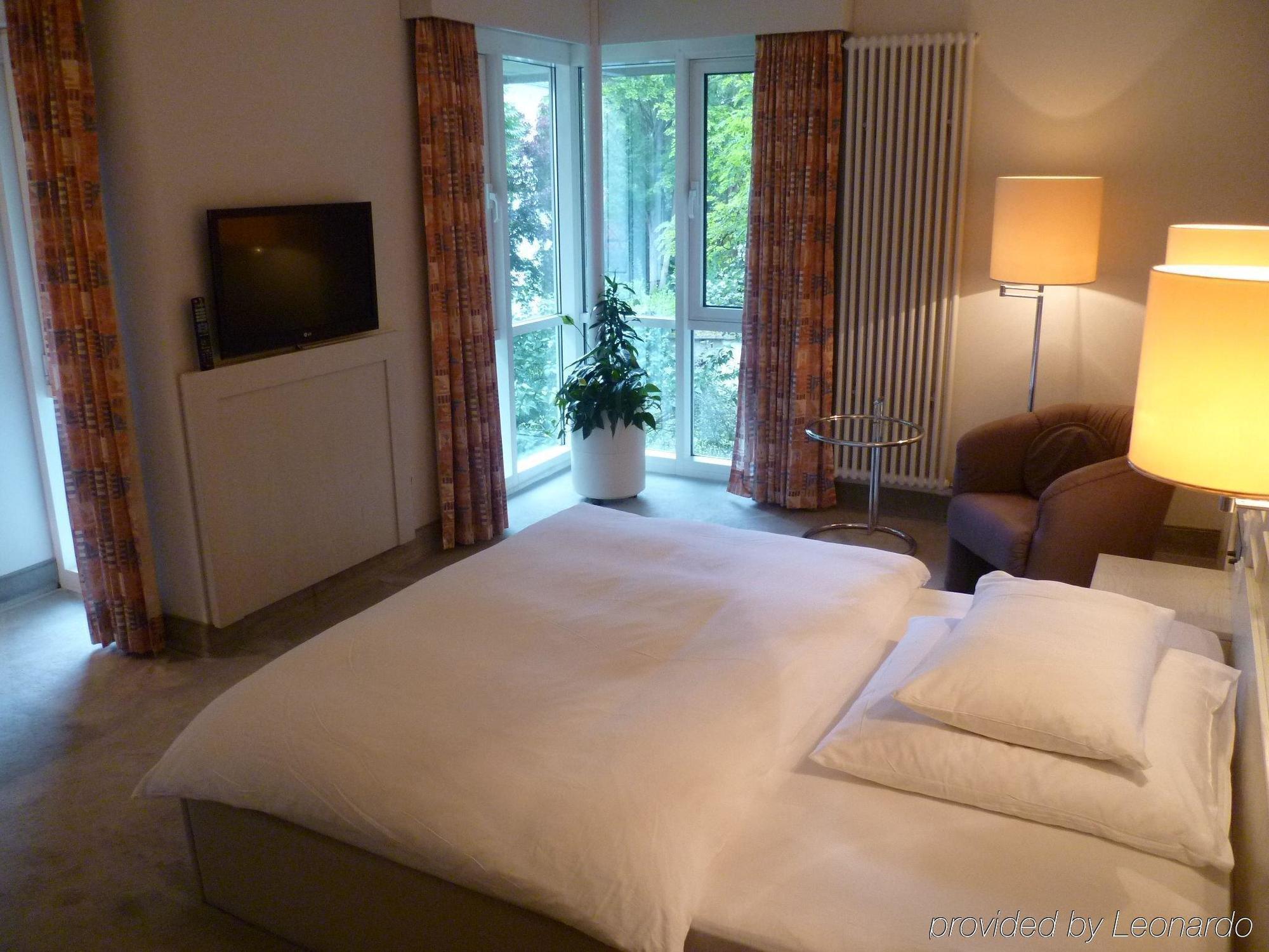 Fontana Hotel Wiesbaden Cameră foto